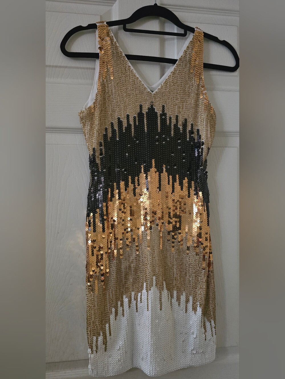 Sequin V-Neck Cocktail Dress in Gold, Black & White